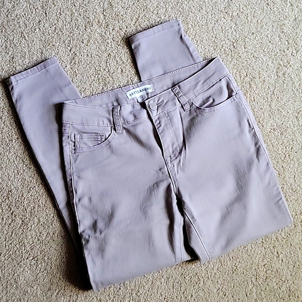 Artisan NY Skinny Jeans